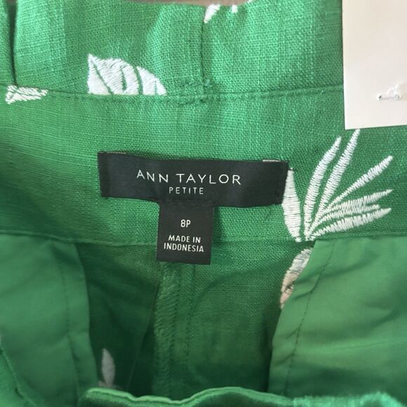 Ann Taylor NEW Linen Blend Shorts Green Embroidery Pleated High Waist 8 Petite - Picture 5 of 8